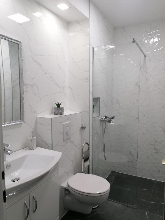 Apartman Maja บันยาลูกา ภายนอก รูปภาพ